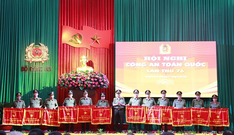 Tổng kết phong trào thi đua “Vì An ninh Tổ quốc” năm 2020: CATP Hải Phòng vinh dự nhận Cờ thi đua “Đơn vị xuất sắc trong phong trào thi đua năm 2020” của Chính phủ